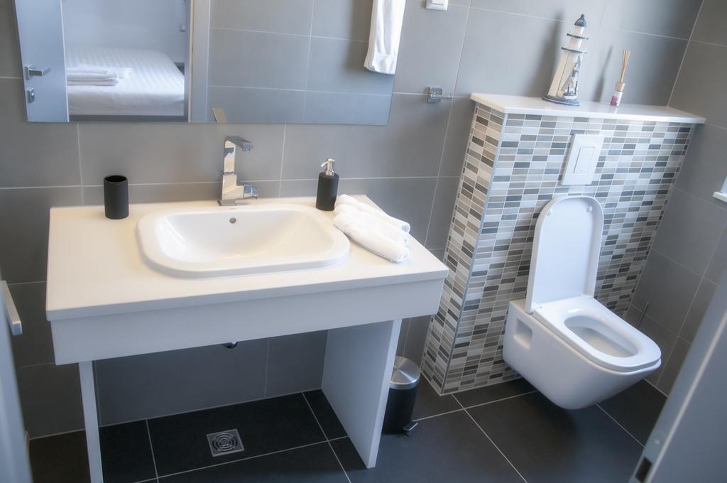 Whitehouse Apartments Makarska Extérieur photo